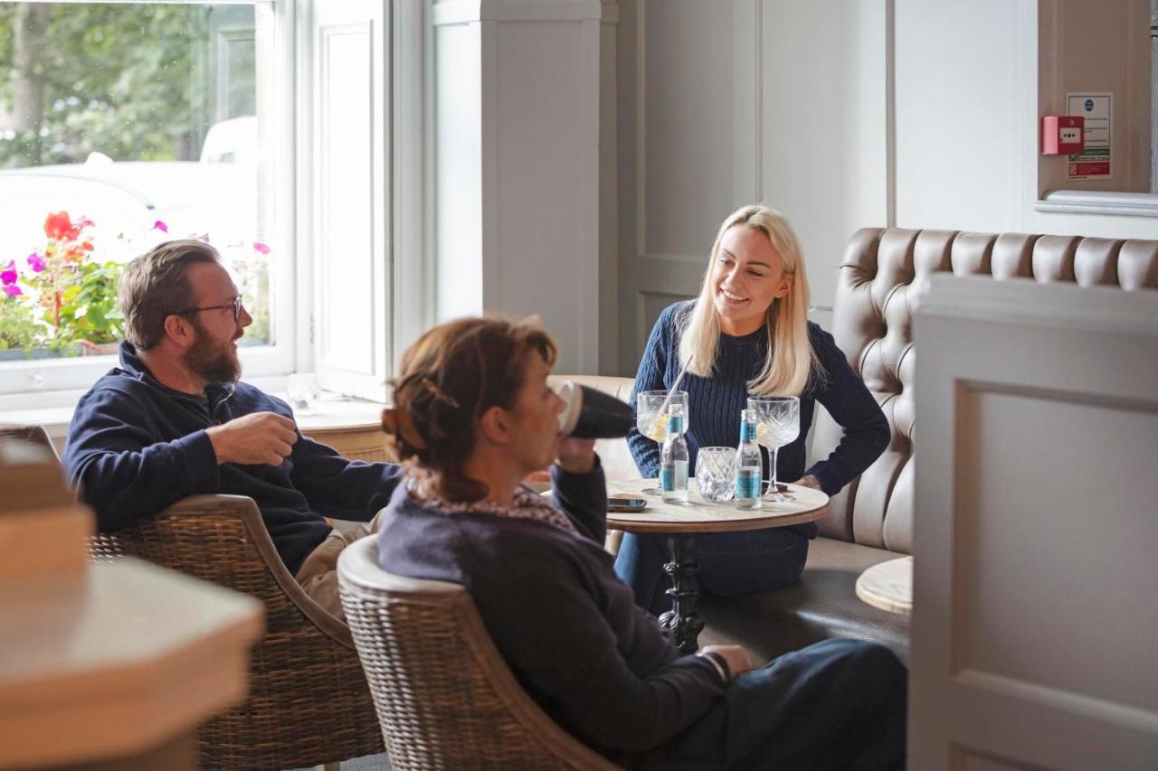 The Victoria Hotel Bamburgh Eksteriør bilde